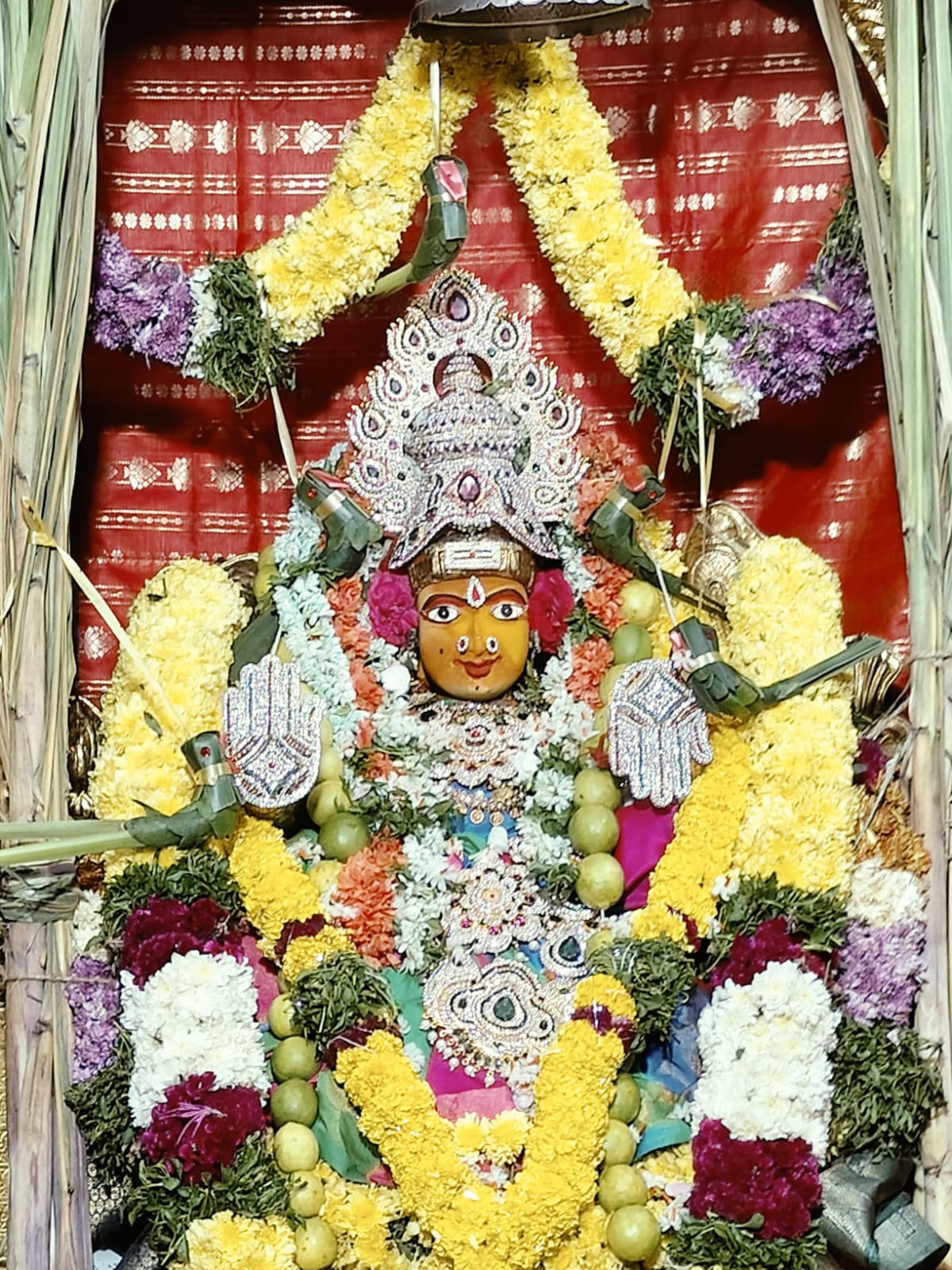 Sai Baba sanctum closeup
